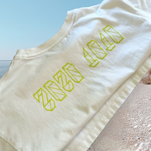 MUKZIN Lime and White Graphic Tee - Picture 6 of 9